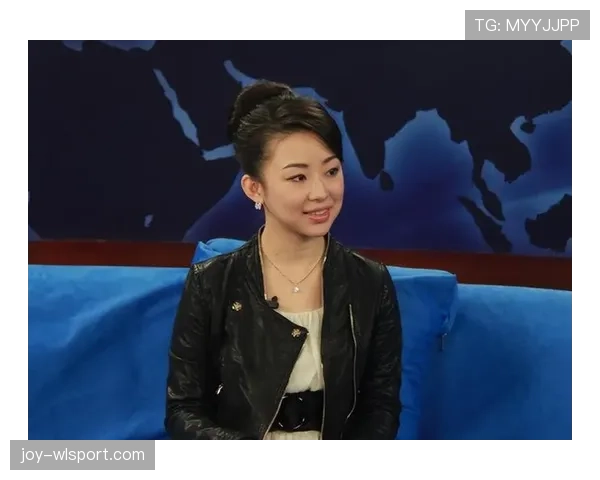 潘晓婷家里那个九球台,比我整个出租屋都贵 潘晓婷家里那个九球台,比我整个出租屋都贵